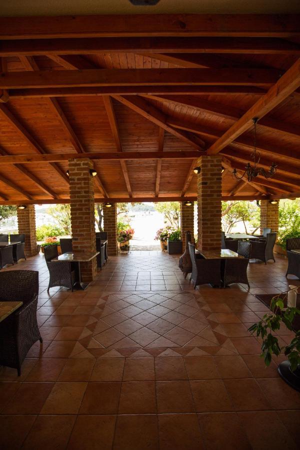 Villa Tamaris Palit Exterior photo