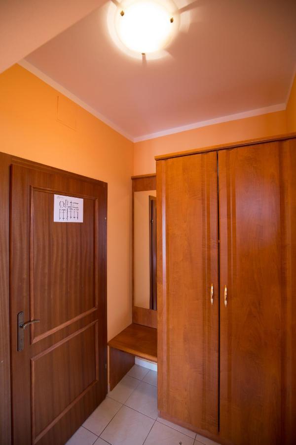 Villa Tamaris Palit Exterior photo